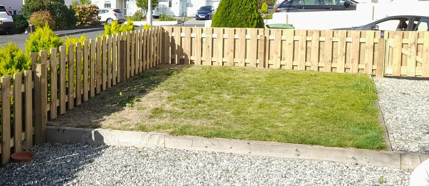 Hit and miss fence installation overlooking the Torridge Valley